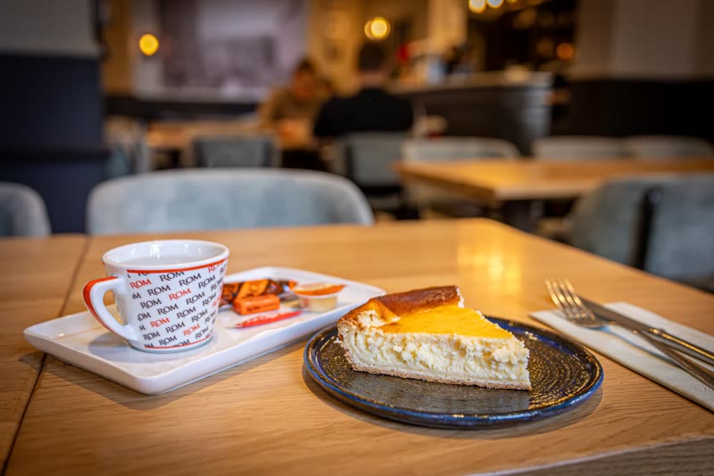 Koffie en taart bij De Cleyne Taefel